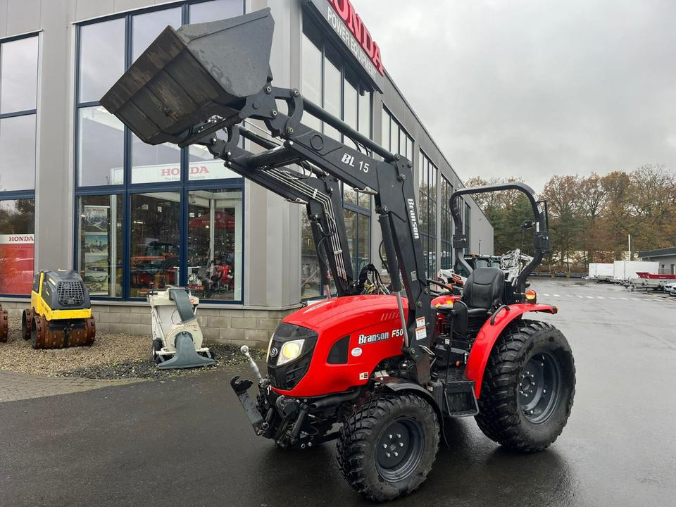 Branson F50RN Traktor, Frontlader, wenig Stunden, Fronthydraulik - Minitraktor: bilde 1 Branson F50RN Traktor, Frontlader, wenig Stunden, Fronthydraulik - Minitraktor: bilde 1