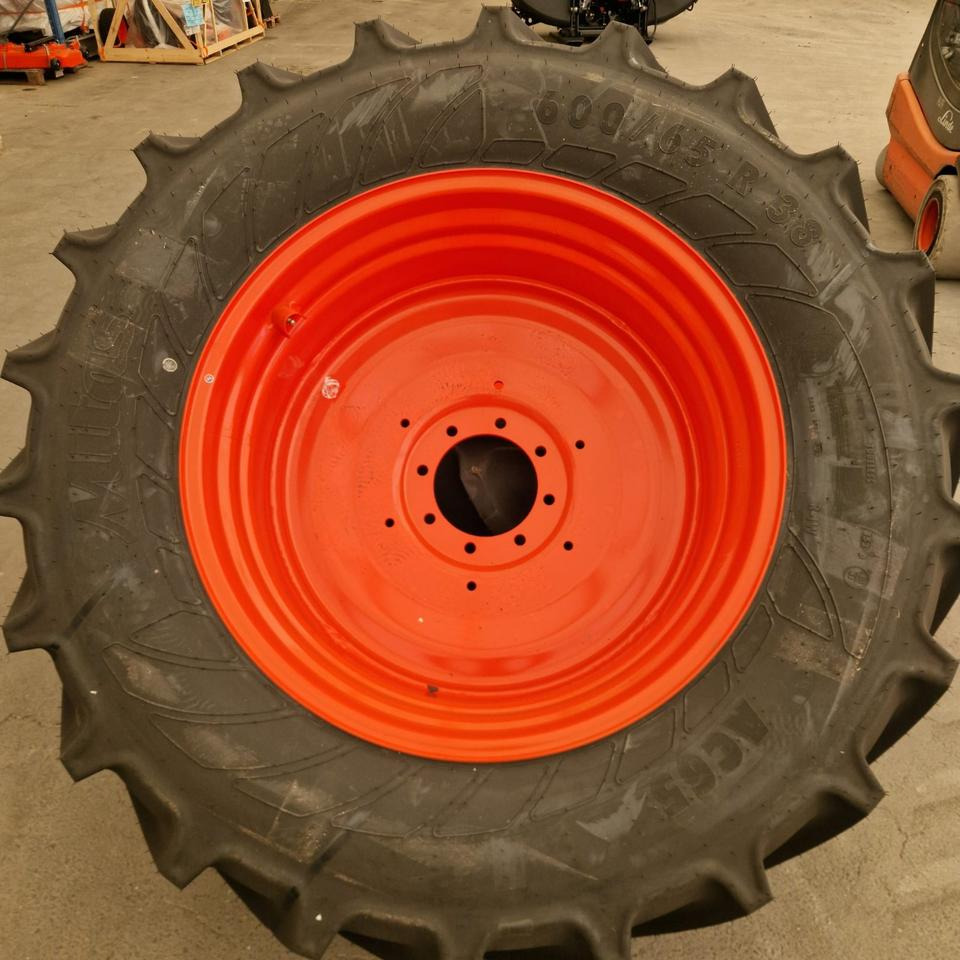 Räder Reifen 600/65R38 Mitas AC65 153D 156A - Dekk og felger: bilde 2 Räder Reifen 600/65R38 Mitas AC65 153D 156A - Dekk og felger: bilde 2