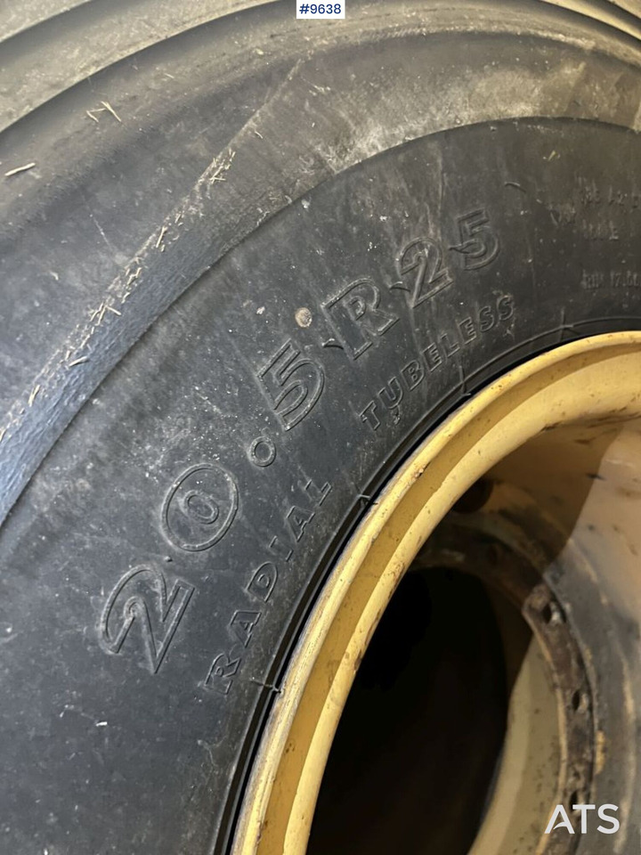4 Nokian 20.5R25 tires on rims - Komplett hjul for Bygg og anlegg: bilde 4 4 Nokian 20.5R25 tires on rims - Komplett hjul for Bygg og anlegg: bilde 4