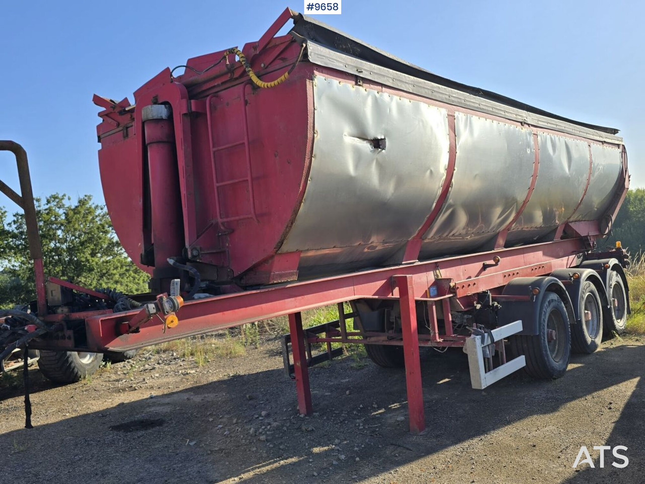 Asphalt trailer Parator STI 17-24 - Tippsemi, Asfaltteknikk: bilde 1 Asphalt trailer Parator STI 17-24 - Tippsemi, Asfaltteknikk: bilde 1