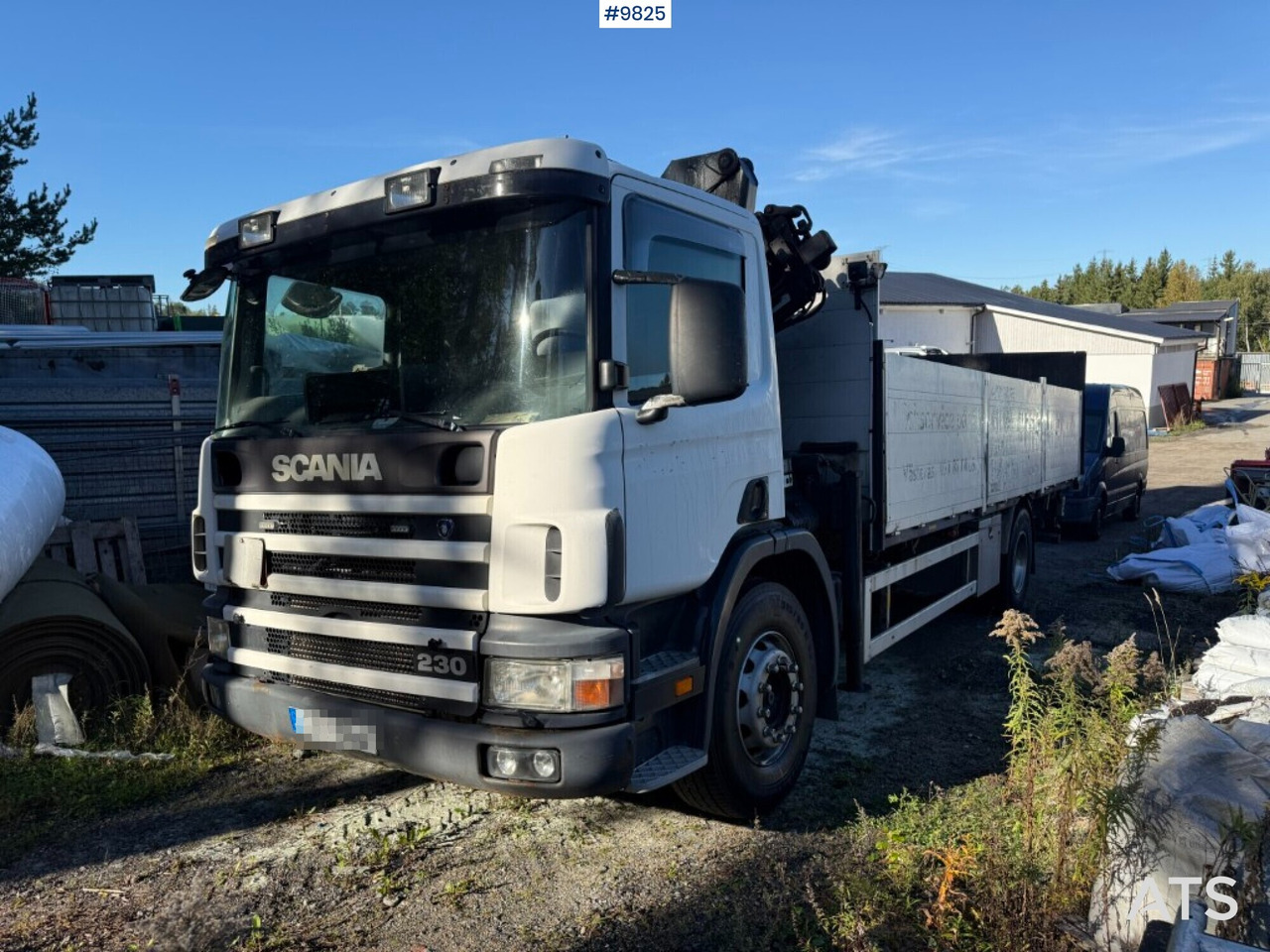 Crane truck Scania P94 230 with tail lift - Planbil, Kranbil: bilde 1 Crane truck Scania P94 230 with tail lift - Planbil, Kranbil: bilde 1