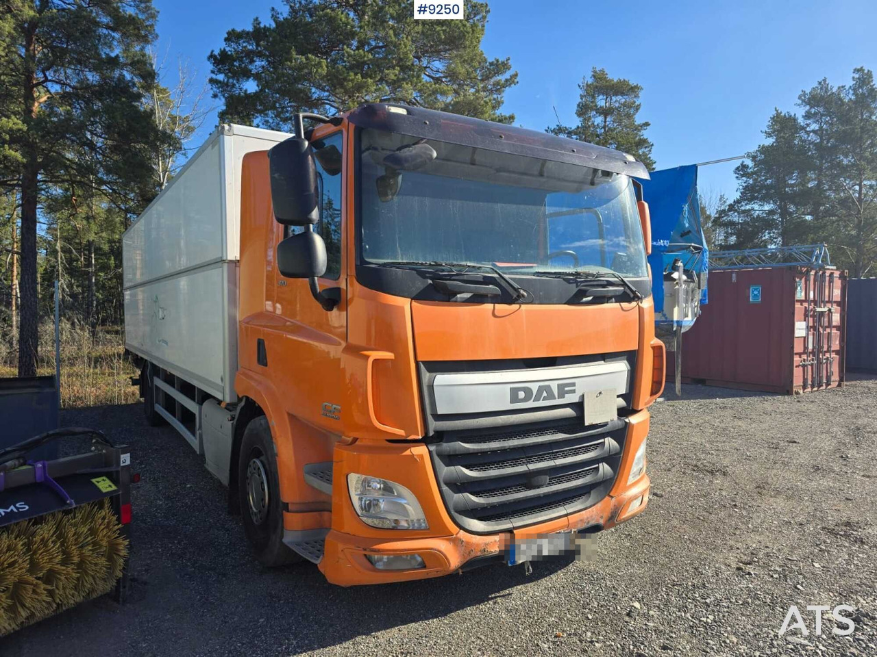 DAF CF 370Y Box truck, Height adjustable box - Skapbil: bilde 2 DAF CF 370Y Box truck, Height adjustable box - Skapbil: bilde 2