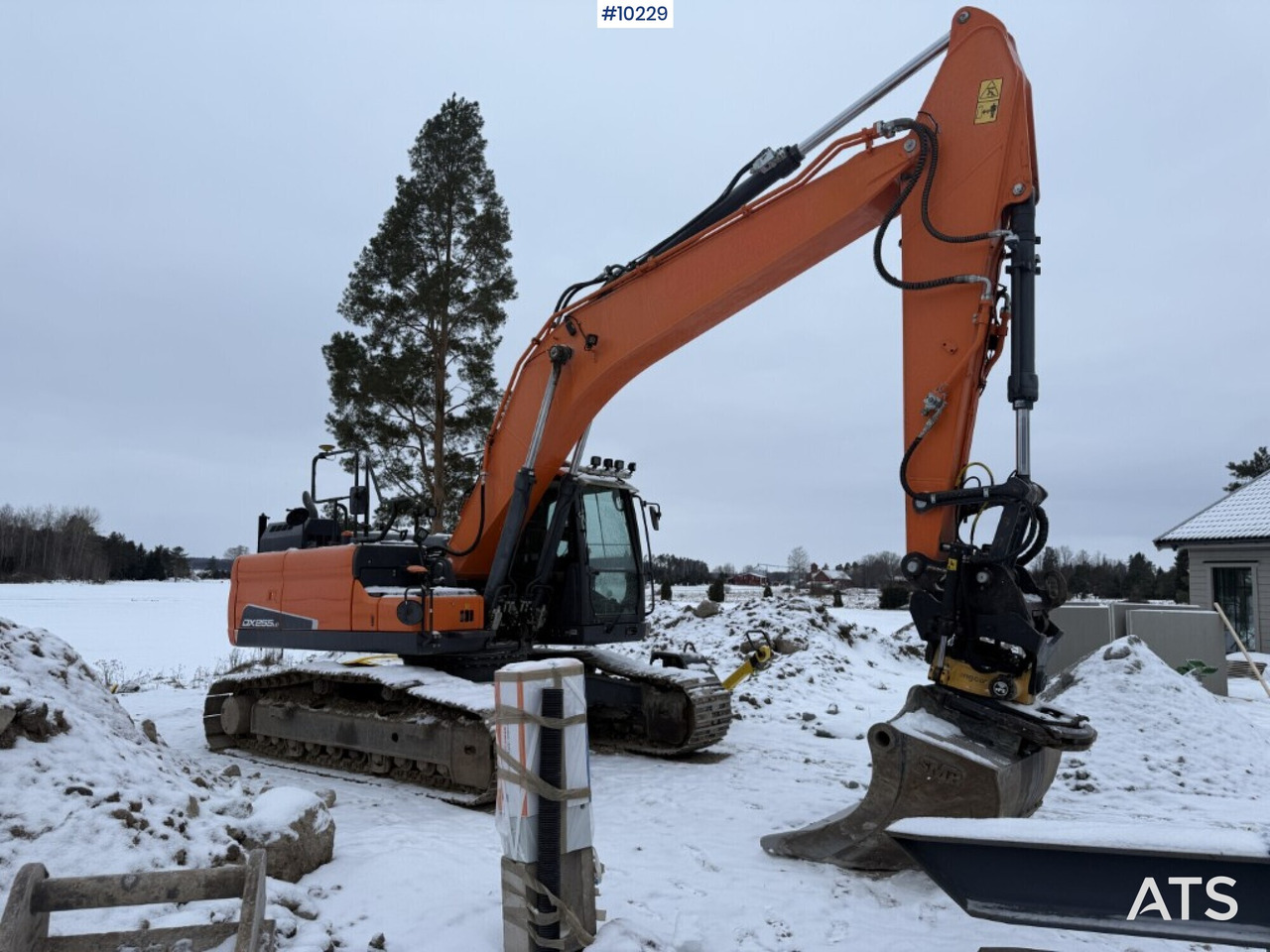 Doosan DX 255 LC-5 with tiltrotator and excavation system - Beltegraver: bilde 2 Doosan DX 255 LC-5 with tiltrotator and excavation system - Beltegraver: bilde 2