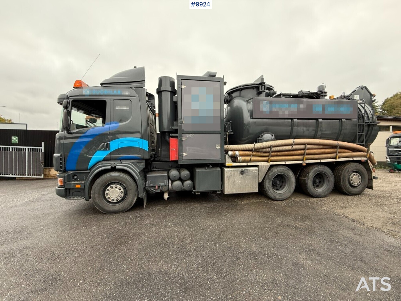 Dry vacuum loader Scania R114 8x4 - Vakuum lastebil: bilde 4 Dry vacuum loader Scania R114 8x4 - Vakuum lastebil: bilde 4