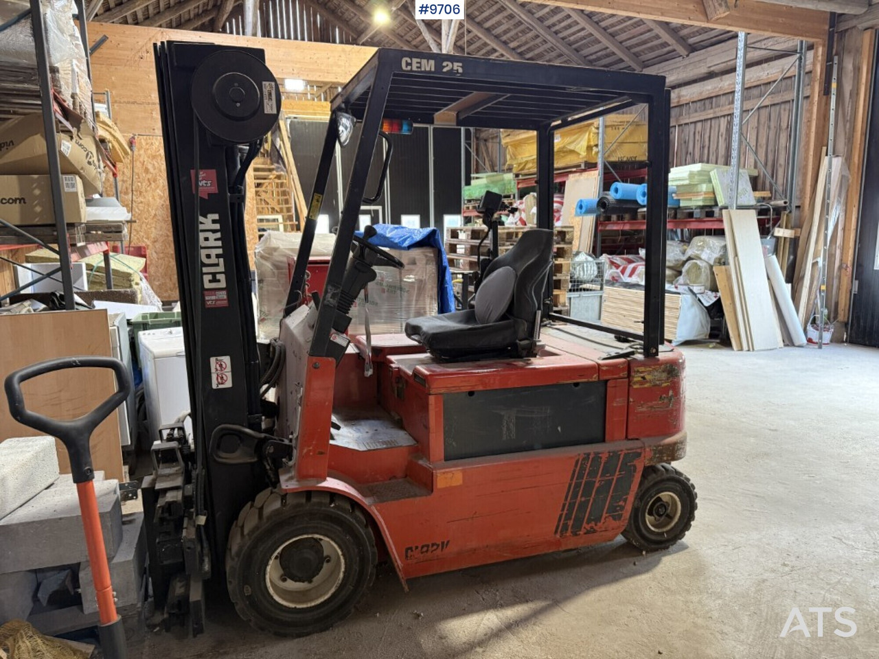 Forklift Clark CEM 25 - El-truck: bilde 1 Forklift Clark CEM 25 - El-truck: bilde 1