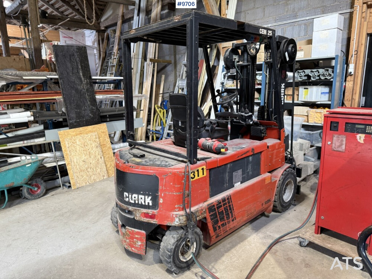 Forklift Clark CEM 25 - El-truck: bilde 4 Forklift Clark CEM 25 - El-truck: bilde 4