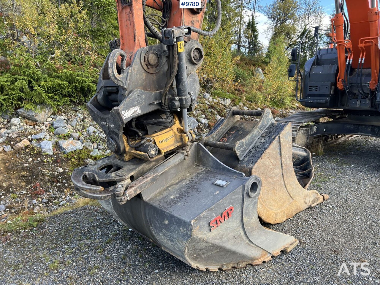 Hitachi ZX 225 US LC-L with excavation system and attachments - Beltegraver: bilde 5 Hitachi ZX 225 US LC-L with excavation system and attachments - Beltegraver: bilde 5