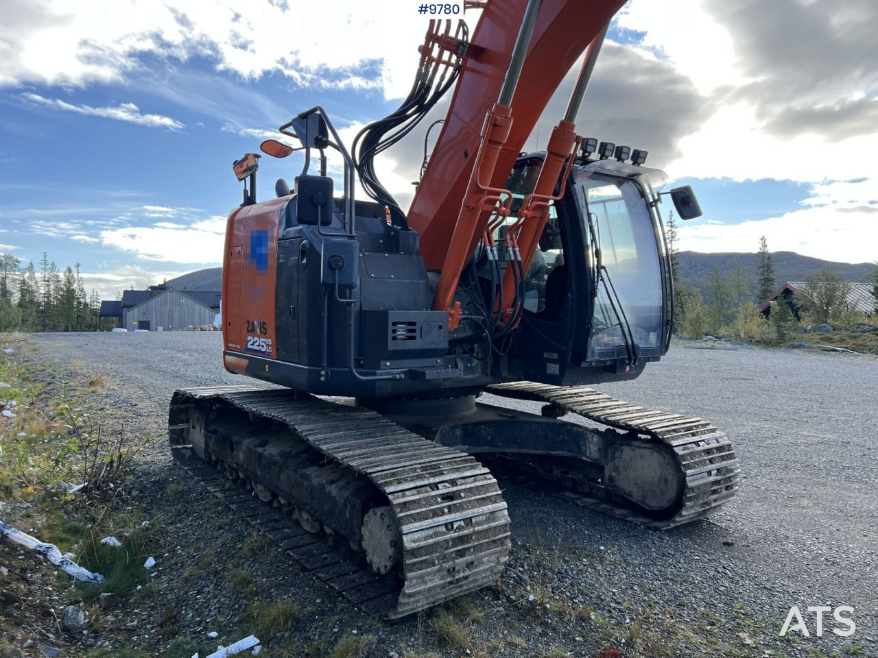 Hitachi ZX 225 US LC-L with excavation system and attachments - Beltegraver: bilde 3 Hitachi ZX 225 US LC-L with excavation system and attachments - Beltegraver: bilde 3