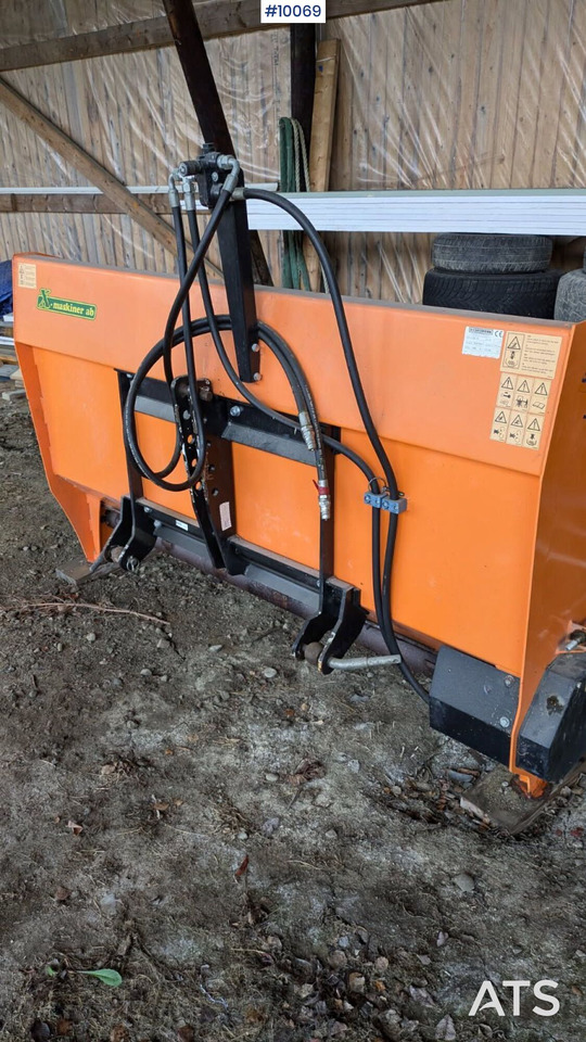 Hydromann SL 14 sand spreader for agricultural tractors - Sandstrøer: bilde 1 Hydromann SL 14 sand spreader for agricultural tractors - Sandstrøer: bilde 1