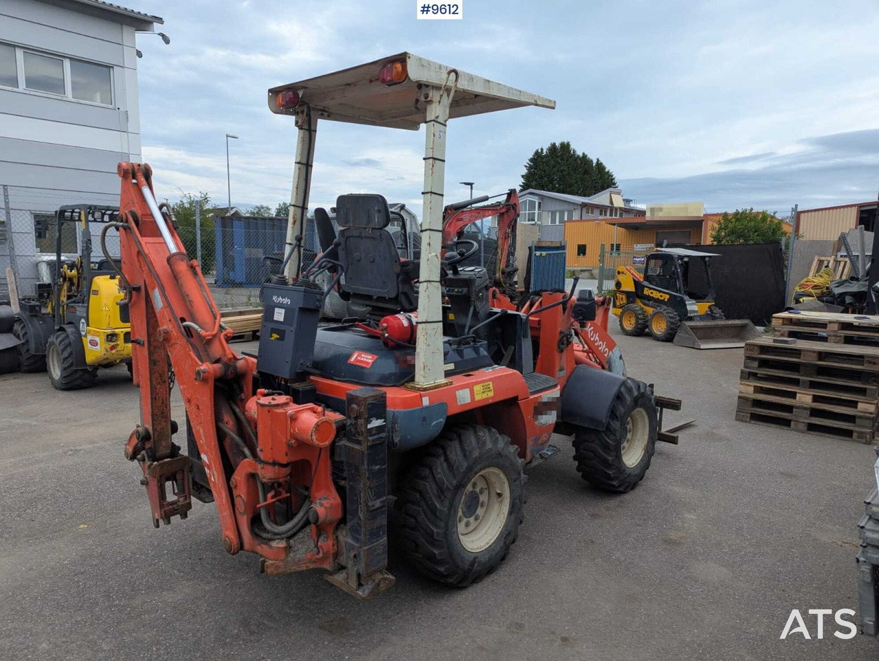 Kubota backhoe loader - Traktorgraver: bilde 4 Kubota backhoe loader - Traktorgraver: bilde 4