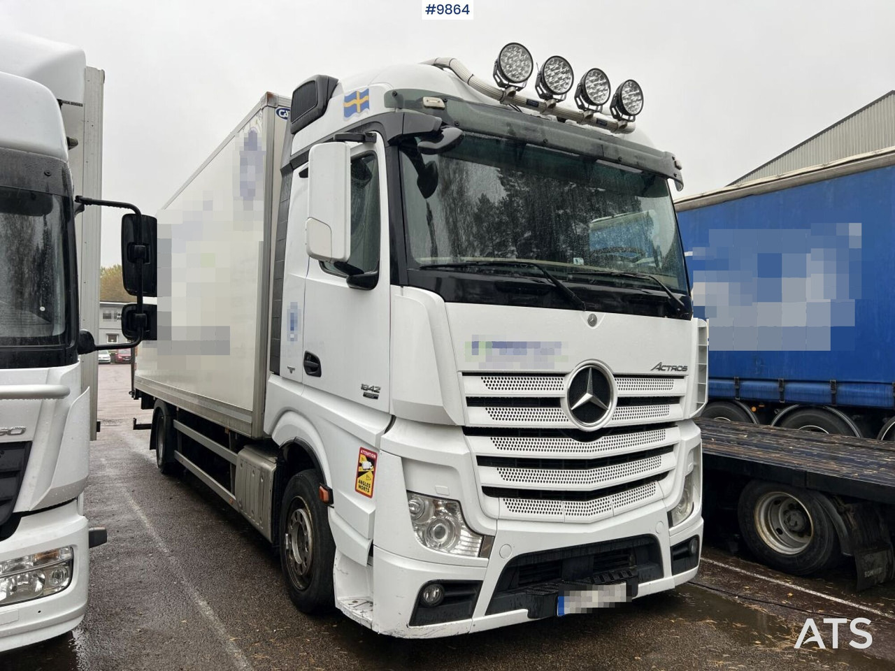MERCEDES-BENZ ACTROS 963-0-A Box truck with tail lift - Skapbil: bilde 2 MERCEDES-BENZ ACTROS 963-0-A Box truck with tail lift - Skapbil: bilde 2