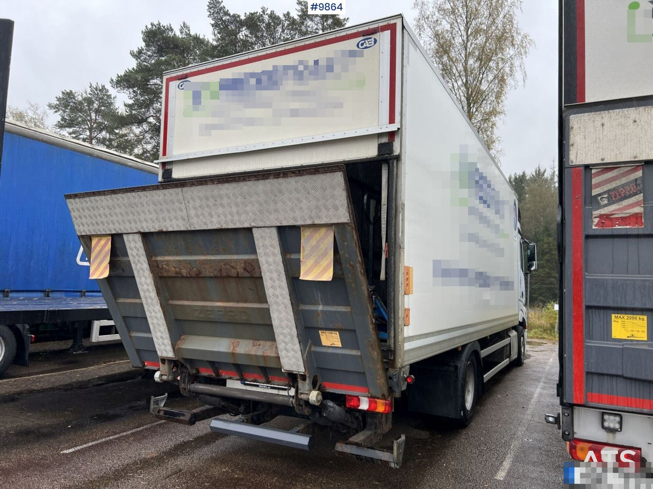 MERCEDES-BENZ ACTROS 963-0-A Box truck with tail lift - Skapbil: bilde 3 MERCEDES-BENZ ACTROS 963-0-A Box truck with tail lift - Skapbil: bilde 3