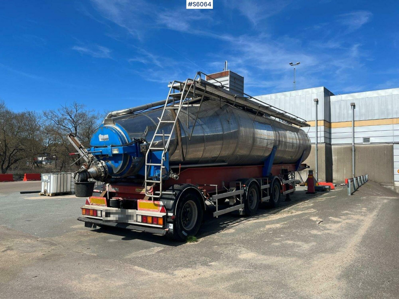 Magyar 10160 Tank trailer with tipp - Tankhenger: bilde 1 Magyar 10160 Tank trailer with tipp - Tankhenger: bilde 1