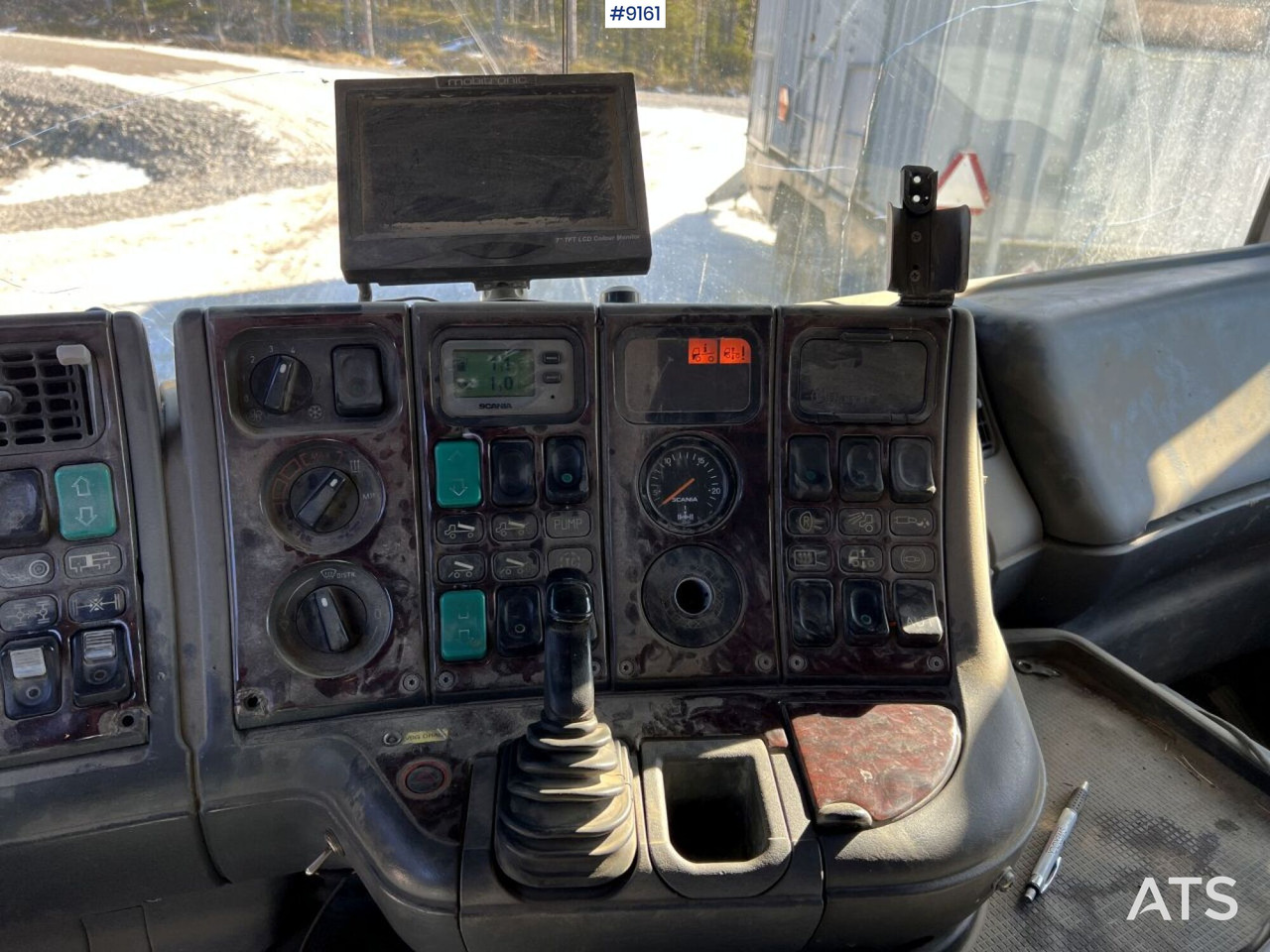 Chassis lastebil Scania R124 with cameleont quick lock, underbite and plow attachments: bilde 49