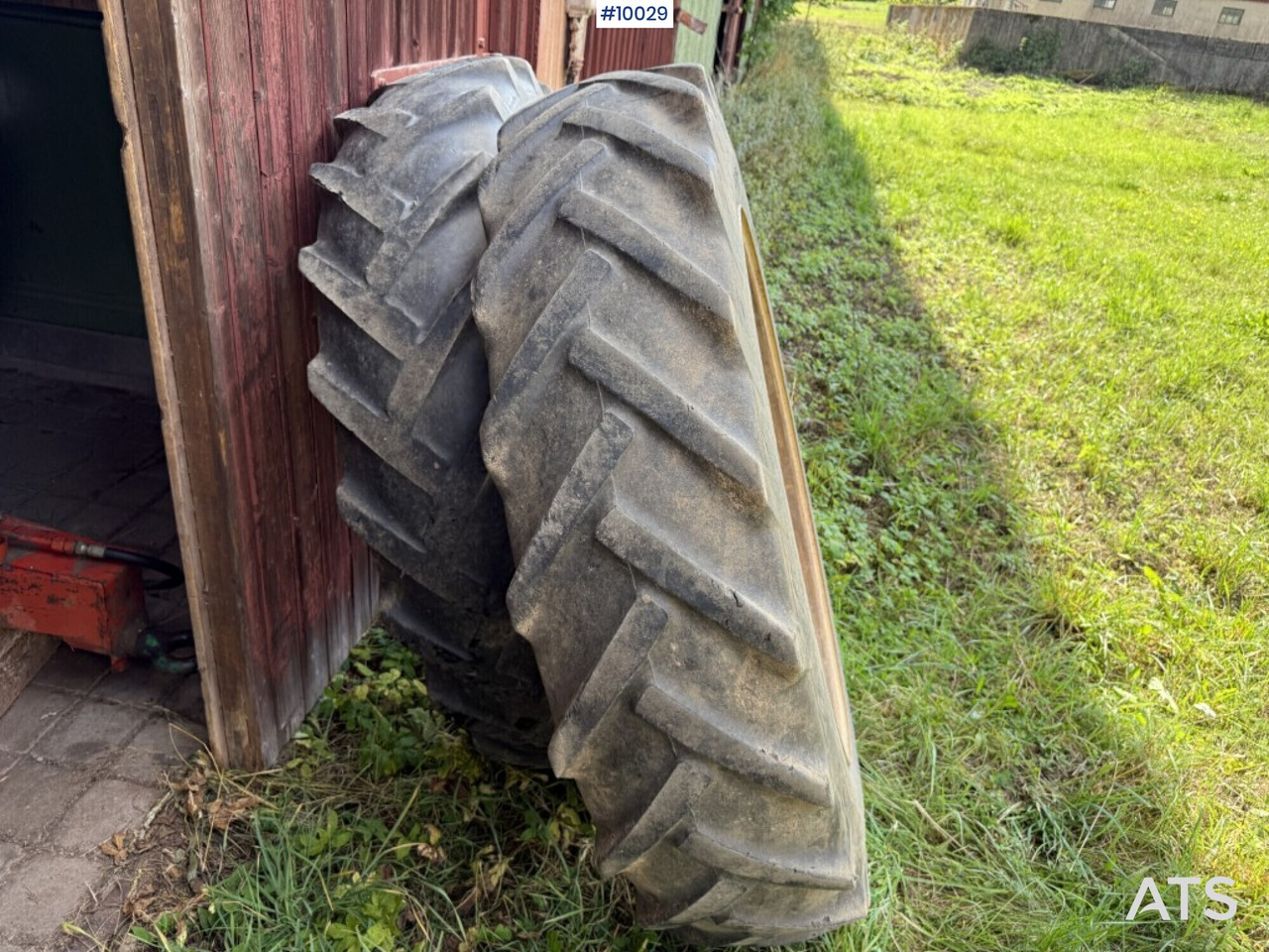 Traktordäck med ringar Goodyear 13.6-38 (4,500:- ex moms) - Komplett hjul for Traktor: bilde 3 Traktordäck med ringar Goodyear 13.6-38 (4,500:- ex moms) - Komplett hjul for Traktor: bilde 3