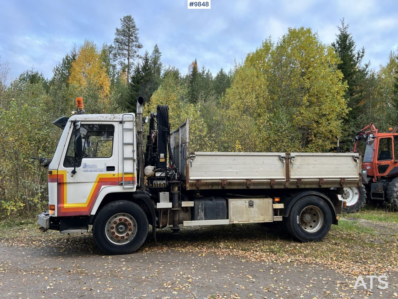VOLVO FL7 4X2 Crane truck/Dump truck with Hiab071 crane - Tippbil, Kranbil: bilde 3 VOLVO FL7 4X2 Crane truck/Dump truck with Hiab071 crane - Tippbil, Kranbil: bilde 3