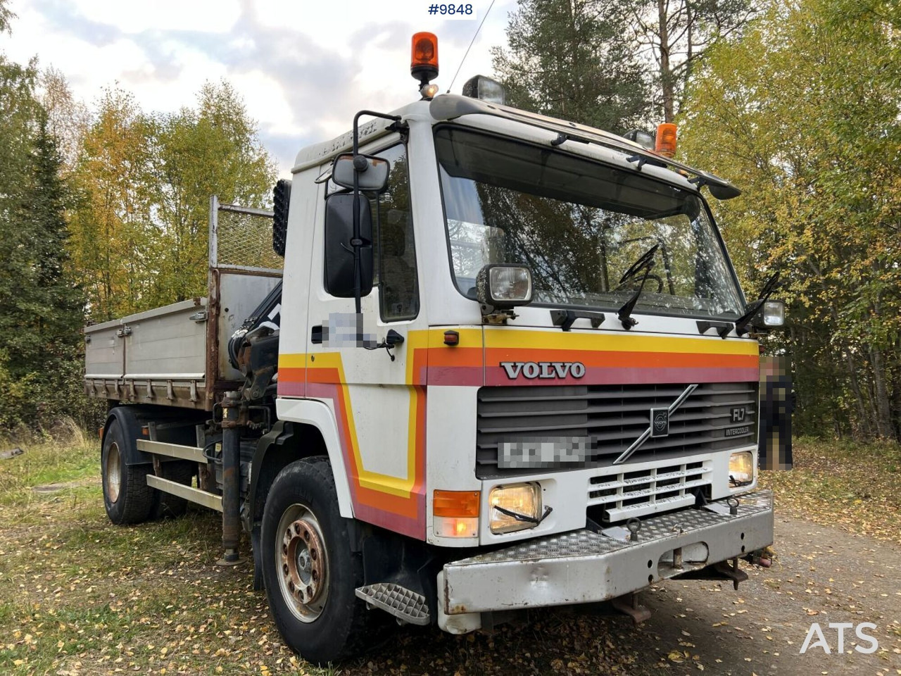 VOLVO FL7 4X2 Crane truck/Dump truck with Hiab071 crane - Tippbil, Kranbil: bilde 2 VOLVO FL7 4X2 Crane truck/Dump truck with Hiab071 crane - Tippbil, Kranbil: bilde 2