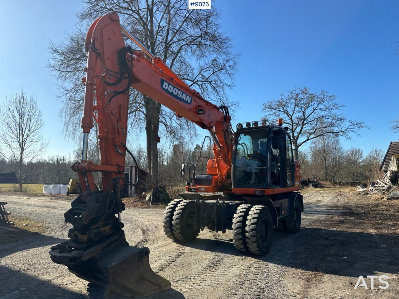 Wheel excavator Doosan DX140W, Engcon tiltrotator, Grader bucket (See video) - Hjulgraver: bilde 2 Wheel excavator Doosan DX140W, Engcon tiltrotator, Grader bucket (See video) - Hjulgraver: bilde 2