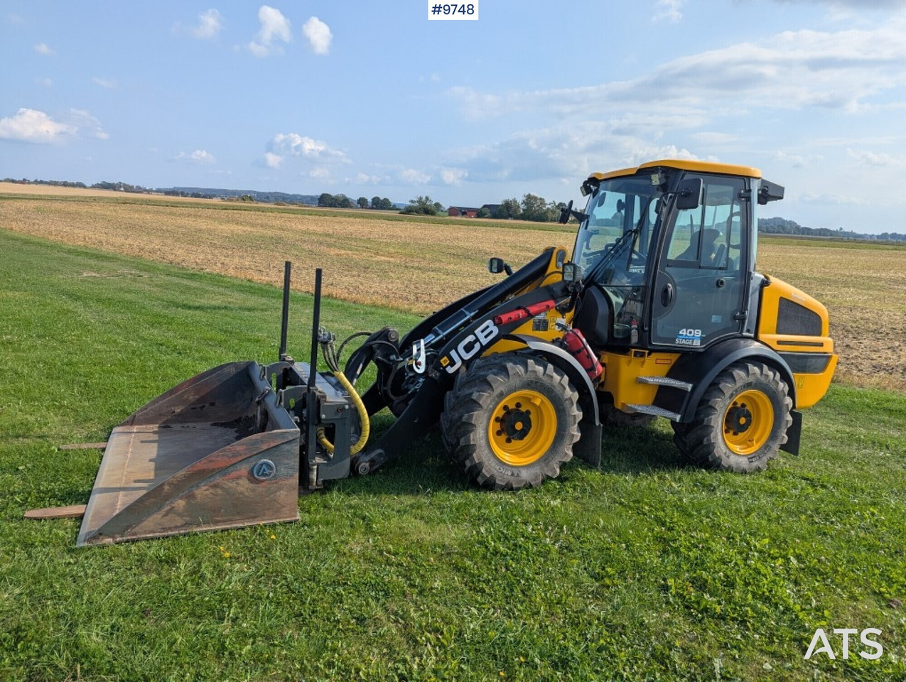 Wheel loader JCB 409 Stage V Nordic Edition 40km/h with attachments - Hjullaster: bilde 1 Wheel loader JCB 409 Stage V Nordic Edition 40km/h with attachments - Hjullaster: bilde 1