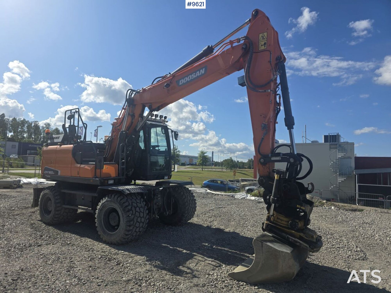 Wheeled Excavator Doosan DX160W with attachment and trailer - Hjulgraver: bilde 2 Wheeled Excavator Doosan DX160W with attachment and trailer - Hjulgraver: bilde 2