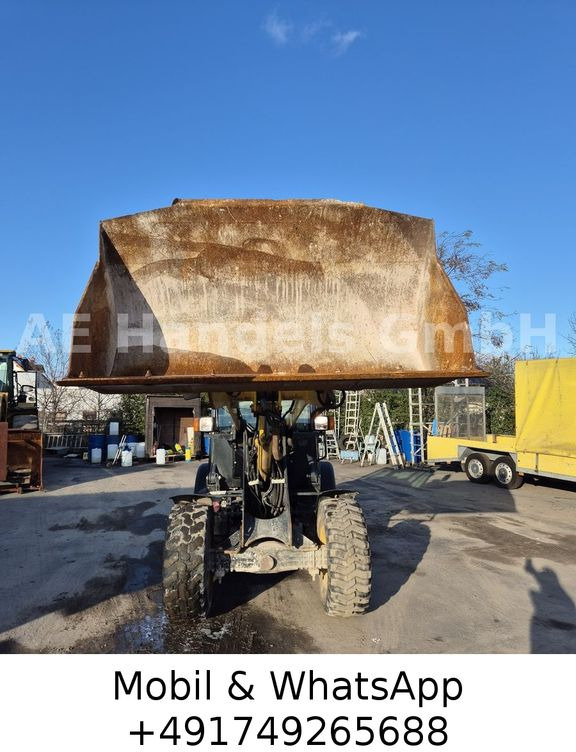 Komatsu WA70-7 *Schaufel-1,5m³/Gabel/Schnellwechsler Komatsu WA70-7 *Schaufel-1,5m³/Gabel/Schnellwechsler - Hjullaster: bilde 3 Komatsu WA70-7 *Schaufel-1,5m³/Gabel/Schnellwechsler Komatsu WA70-7 *Schaufel-1,5m³/Gabel/Schnellwechsler - Hjullaster: bilde 3