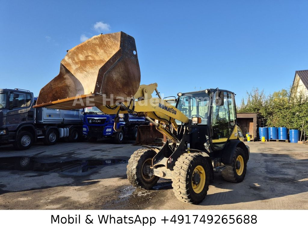 Komatsu WA70-7 *Schaufel-1,5m³/Gabel/Schnellwechsler - Hjullaster: bilde 1 Komatsu WA70-7 *Schaufel-1,5m³/Gabel/Schnellwechsler - Hjullaster: bilde 1