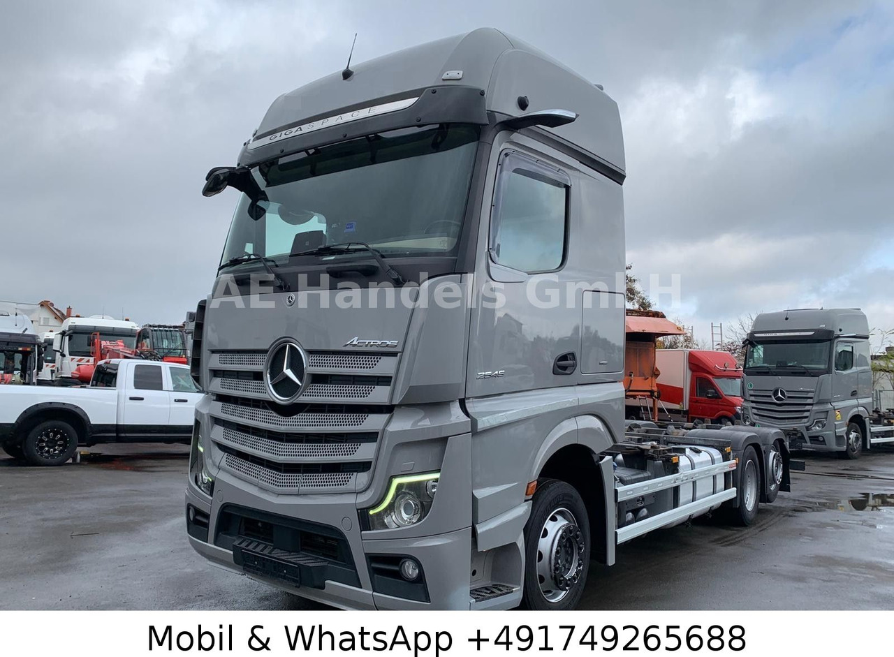 Mercedes-Benz Actros 5 2545 GigaSpace BDF *Retarder/Multi/AHK - Container-transport/ Vekselflak lastebil: bilde 1 Mercedes-Benz Actros 5 2545 GigaSpace BDF *Retarder/Multi/AHK - Container-transport/ Vekselflak lastebil: bilde 1