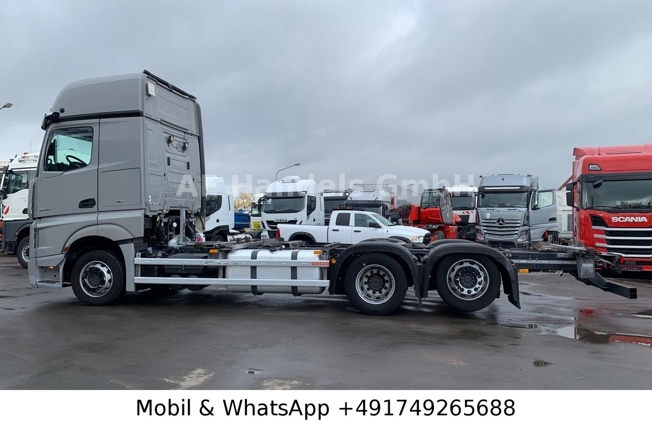 Mercedes-Benz Actros 5 2545 GigaSpace BDF *Retarder/Multi/AHK - Container-transport/ Vekselflak lastebil: bilde 2 Mercedes-Benz Actros 5 2545 GigaSpace BDF *Retarder/Multi/AHK - Container-transport/ Vekselflak lastebil: bilde 2