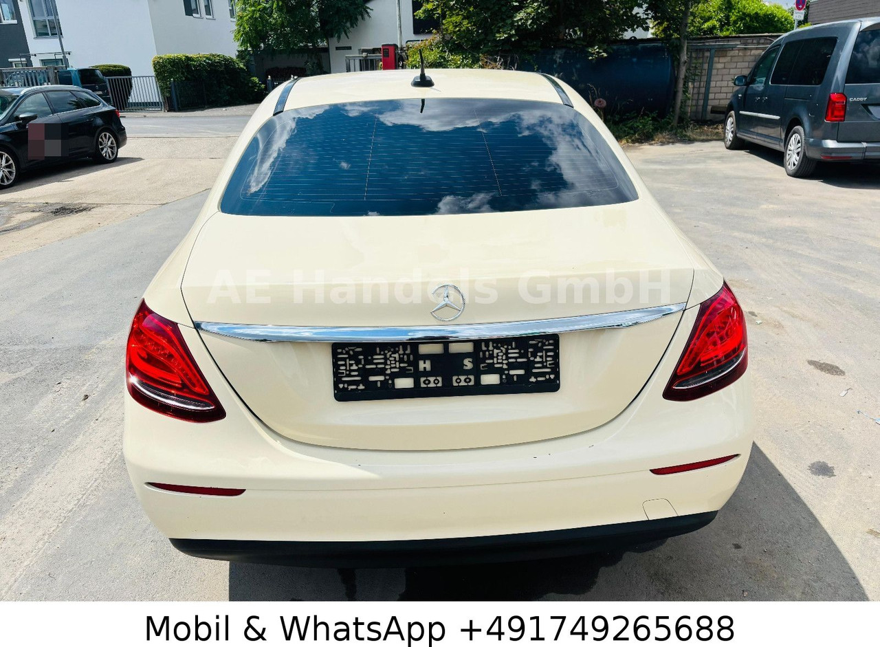 Mercedes-Benz E 220 d *Leder / Sitzheizung / Tempomat - Sedan: bilde 4 Mercedes-Benz E 220 d *Leder / Sitzheizung / Tempomat - Sedan: bilde 4