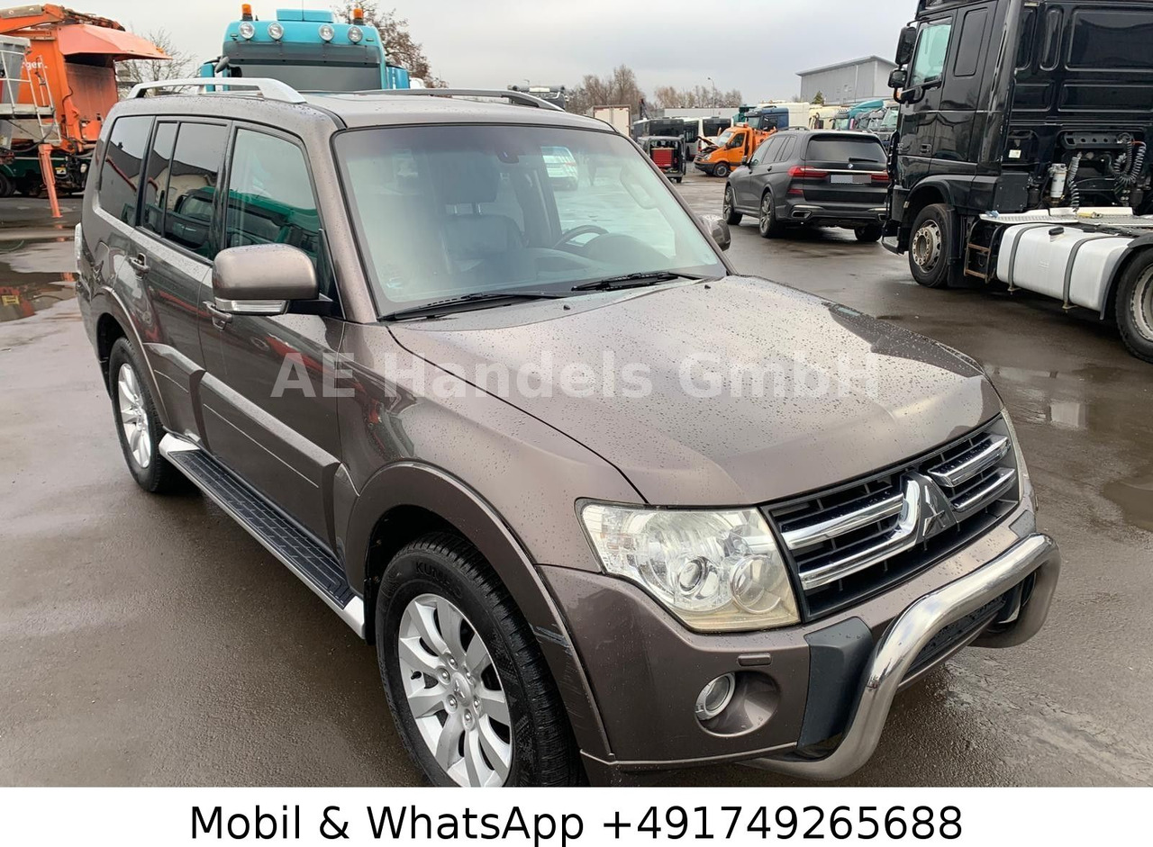 Mitsubishi Pajero 3.2 DI-D Instyle *Auto./Xenon/Leder/AHK - SUV: bilde 1 Mitsubishi Pajero 3.2 DI-D Instyle *Auto./Xenon/Leder/AHK - SUV: bilde 1