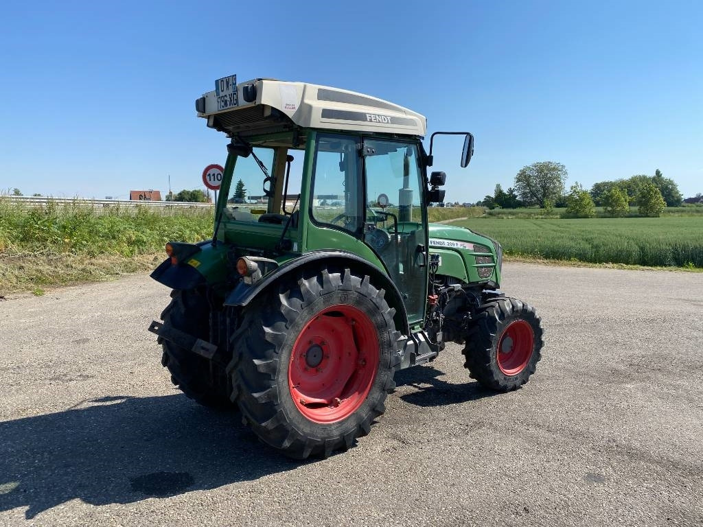 Fendt 209F Vario TMS 1er Main endommagé - Traktor: bilde 4 Fendt 209F Vario TMS 1er Main endommagé - Traktor: bilde 4