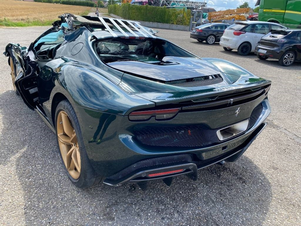 Ferrari 296 GTB 3.0Turbo Hybride / 1er Main endommagé - Coupé: bilde 4 Ferrari 296 GTB 3.0Turbo Hybride / 1er Main endommagé - Coupé: bilde 4