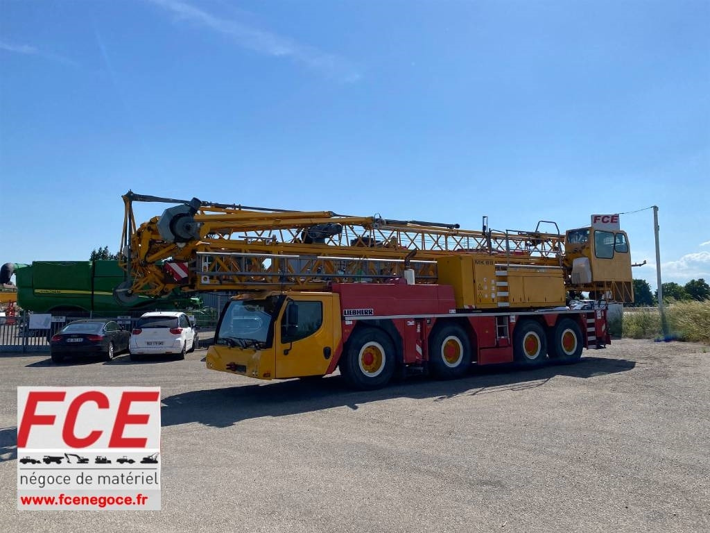 Liebherr MK 88 Certificat CE / 1er Main endommagée - Selvreisende kran: bilde 1 Liebherr MK 88 Certificat CE / 1er Main endommagée - Selvreisende kran: bilde 1