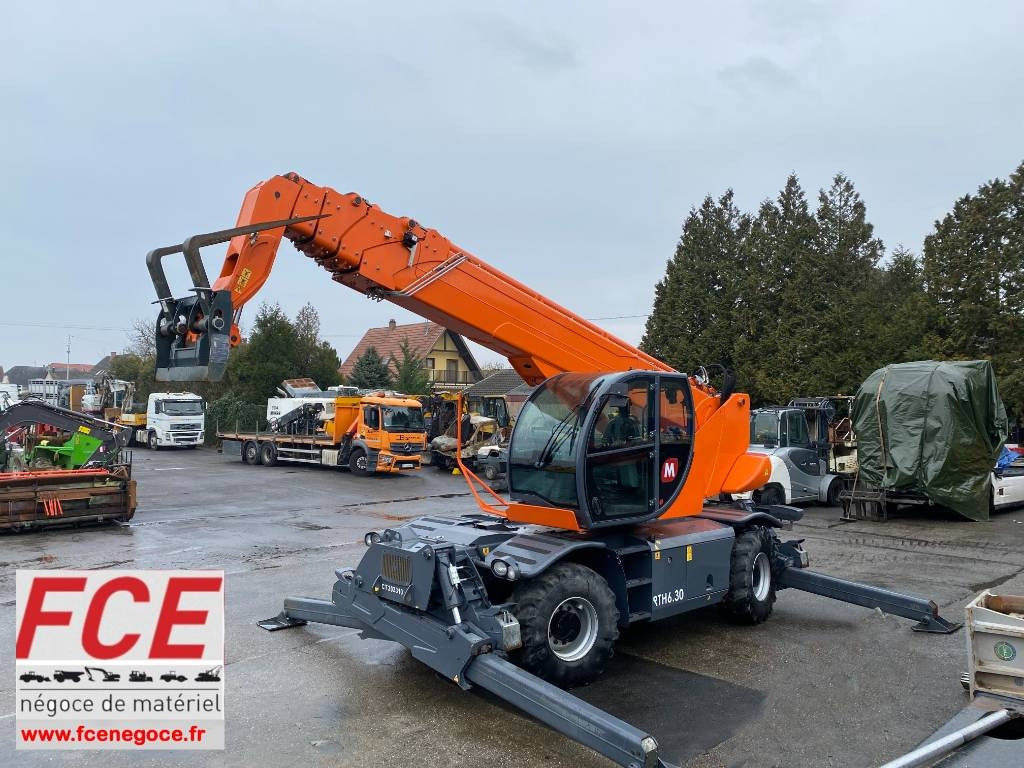 Magni RTH 6.30-V/D 1er Main Certificat CE endommagé - Teleskophjullaster: bilde 1 Magni RTH 6.30-V/D 1er Main Certificat CE endommagé - Teleskophjullaster: bilde 1