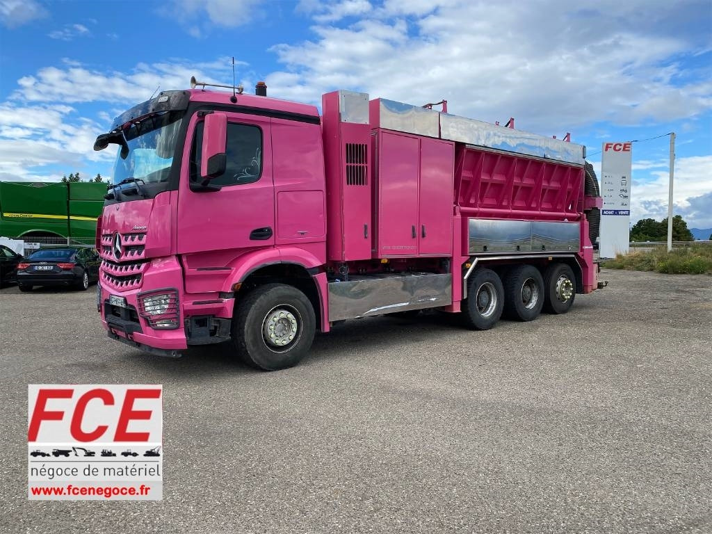 Mercedes-Benz ACTROS 3251/RSP ESE6-RD8000 endommagée - Vakuum lastebil: bilde 1 Mercedes-Benz ACTROS 3251/RSP ESE6-RD8000 endommagée - Vakuum lastebil: bilde 1