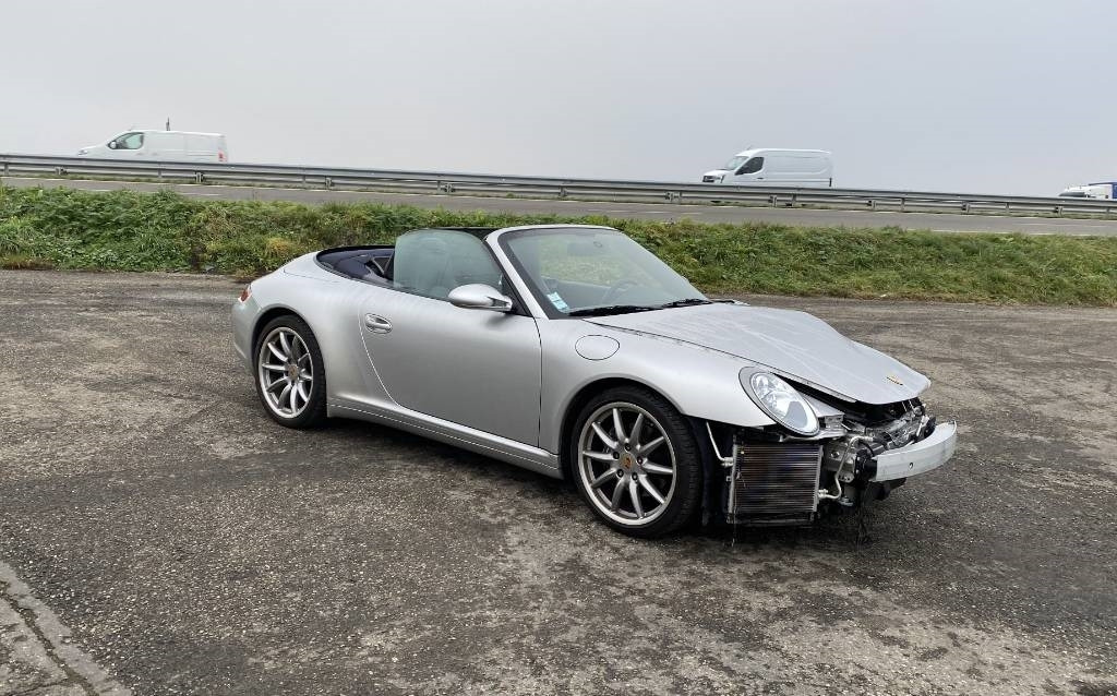 Porsche 911/997 Carrera 4 / 3.6i Cabriolet endommagée - Personenbil: bilde 5 Porsche 911/997 Carrera 4 / 3.6i Cabriolet endommagée - Personenbil: bilde 5