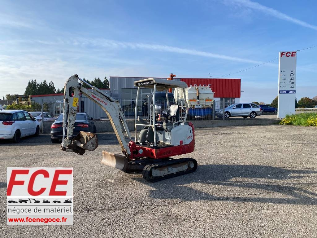 Takeuchi TB 216 /1er Main endommagée - Minigraver: bilde 1 Takeuchi TB 216 /1er Main endommagée - Minigraver: bilde 1
