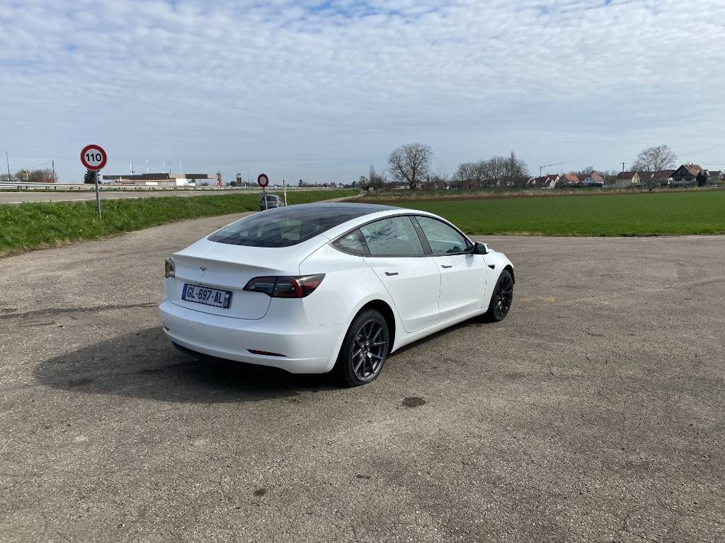 Tesla MODEL 3 - 5YJ3 Rwd Origine Française - Sedan: bilde 4 Tesla MODEL 3 - 5YJ3 Rwd Origine Française - Sedan: bilde 4