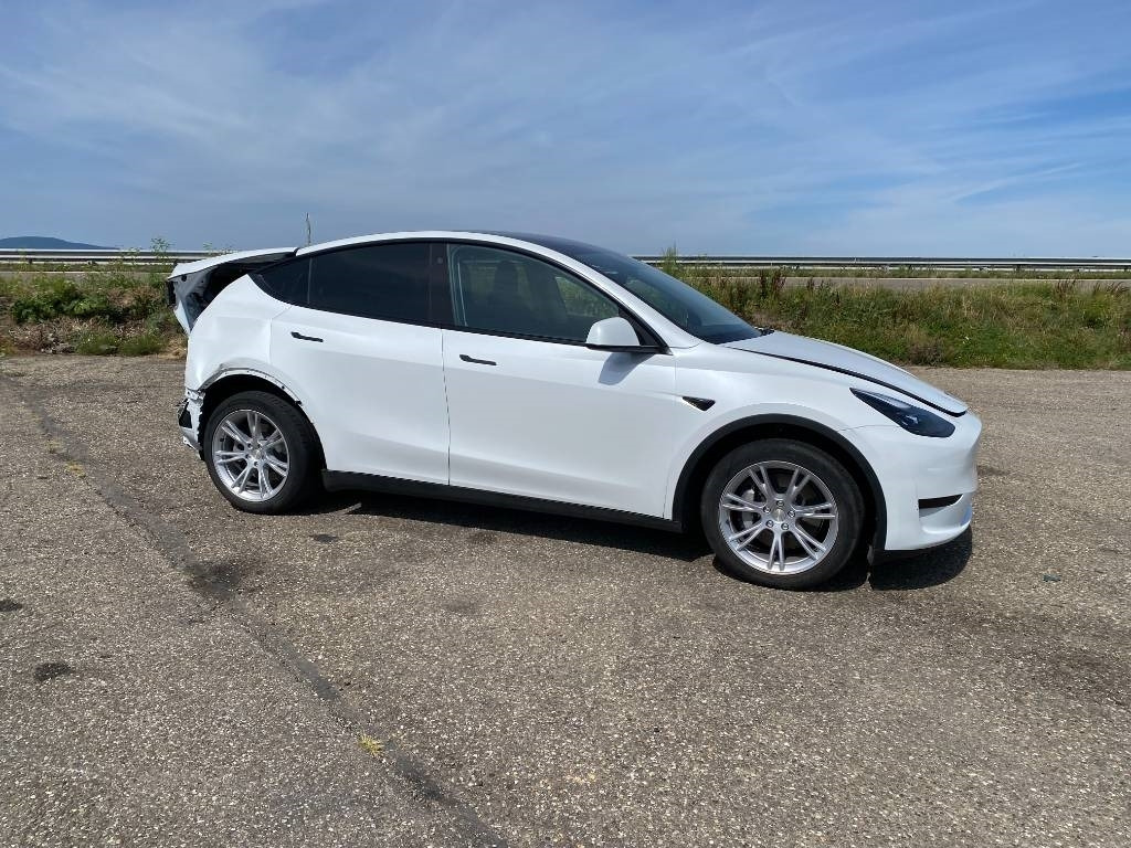 Tesla Model Y RWD / Origine Française endommagée - Personenbil: bilde 3 Tesla Model Y RWD / Origine Française endommagée - Personenbil: bilde 3