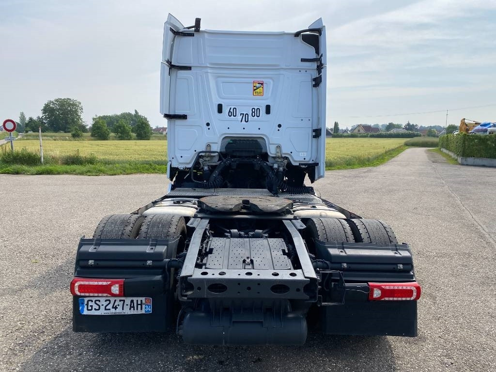 Mercedes-Benz 1845 Space Cab Suspension Pneumatique endommagé  - Trekkvogn: bilde 5 Mercedes-Benz 1845 Space Cab Suspension Pneumatique endommagé  - Trekkvogn: bilde 5