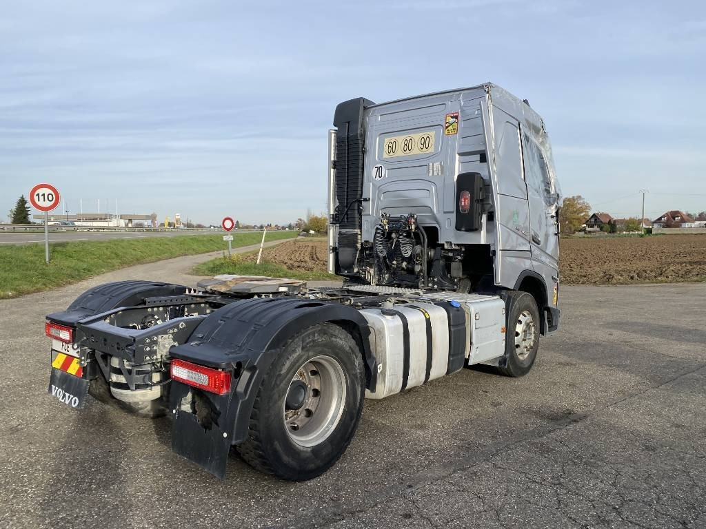 Volvo FH 460 / I-Save 1er Main endommagé - Trekkvogn: bilde 4 Volvo FH 460 / I-Save 1er Main endommagé - Trekkvogn: bilde 4