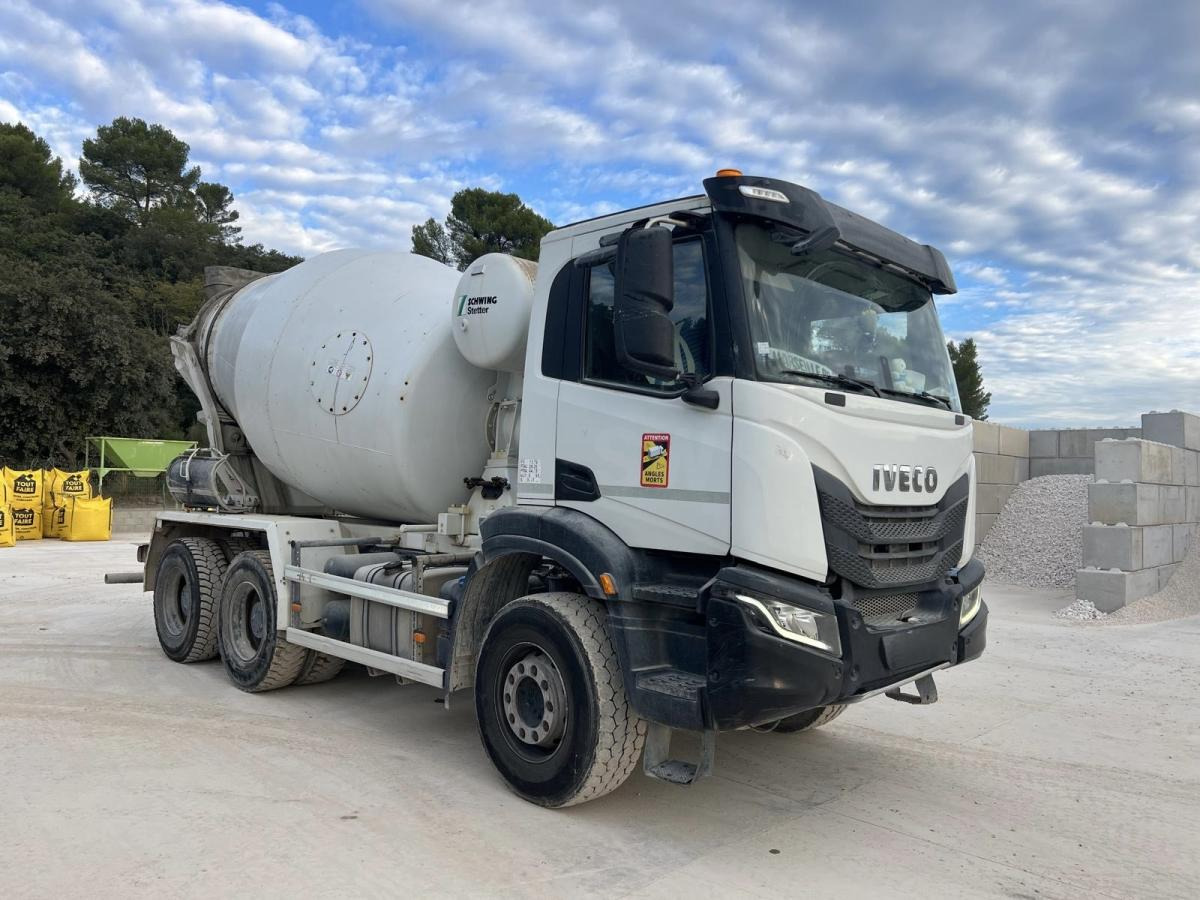 Iveco X-WAY 420 MALAXEUR 6m3 6X4 - Betongbil: bilde 4 Iveco X-WAY 420 MALAXEUR 6m3 6X4 - Betongbil: bilde 4