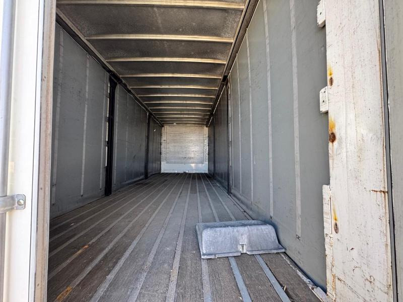 Mercedes ACTROS 2535 PLATEAU RIDELLE BACHE HAYON - Kapellbil: bilde 5 Mercedes ACTROS 2535 PLATEAU RIDELLE BACHE HAYON - Kapellbil: bilde 5