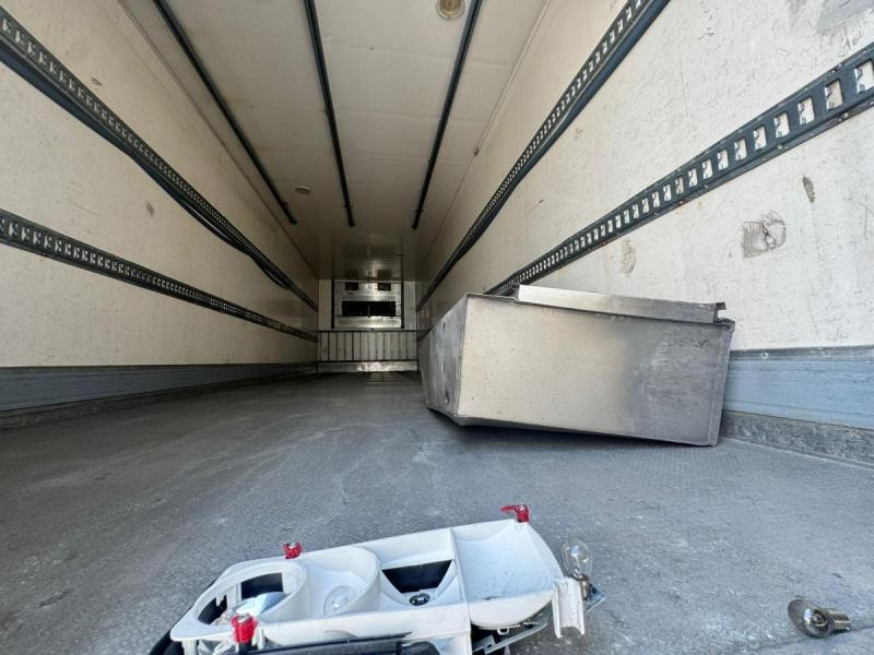 Renault D19 - Lastebil med kjøl: bilde 4 Renault D19 - Lastebil med kjøl: bilde 4