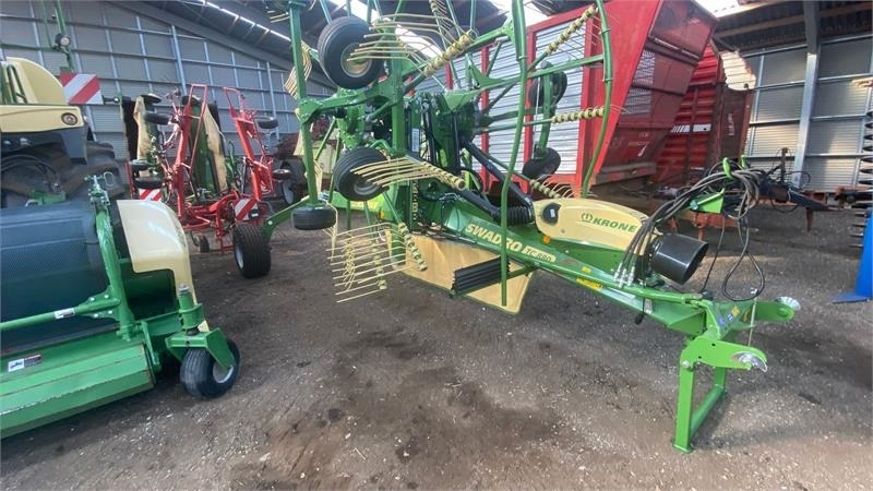 Krone SWADRO TC880 rive Plus  - Høyvender: bilde 1 Krone SWADRO TC880 rive Plus  - Høyvender: bilde 1