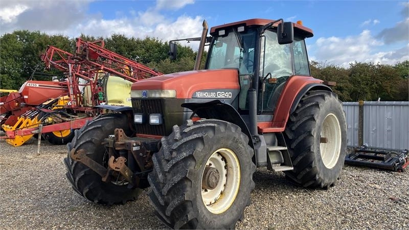 New Holland G 240 SS  - Traktor: bilde 1 New Holland G 240 SS  - Traktor: bilde 1