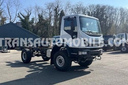 Iveco Eurocargo ML150E24WS 5.9L TURBO DIESEL 4x4 EURO3 CHASSIS CAB - EXPORT OUT EU - Chassis lastebil: bilde 4 Iveco Eurocargo ML150E24WS 5.9L TURBO DIESEL 4x4 EURO3 CHASSIS CAB - EXPORT OUT EU - Chassis lastebil: bilde 4