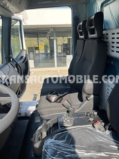 Ny Chassis lastebil Iveco Eurocargo ML150E24WS 5.9L TURBO DIESEL 4x4 EURO3 CHASSIS CAB - EXPORT OUT EU: bilde 10 Ny Chassis lastebil Iveco Eurocargo ML150E24WS 5.9L TURBO DIESEL 4x4 EURO3 CHASSIS CAB - EXPORT OUT EU: bilde 10