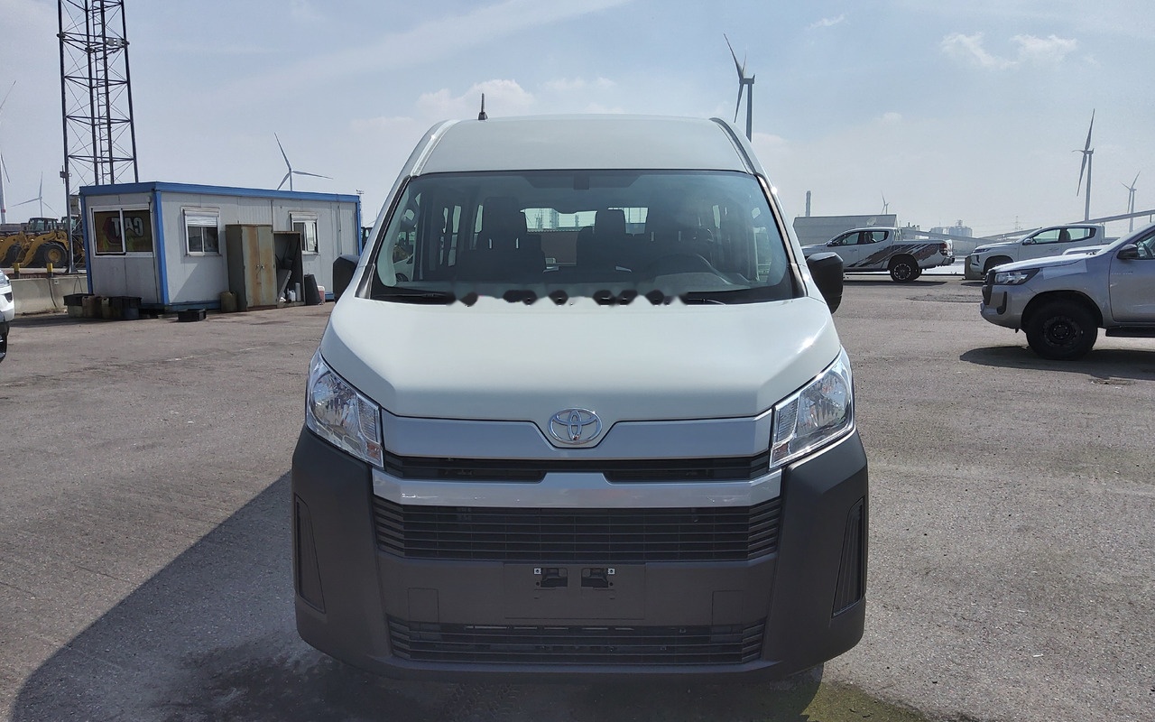 Toyota Hiace HIGH ROOF / TOIT HAUT 2.8L Diesel Manual base - Minibuss, Persontransport: bilde 5 Toyota Hiace HIGH ROOF / TOIT HAUT 2.8L Diesel Manual base - Minibuss, Persontransport: bilde 5