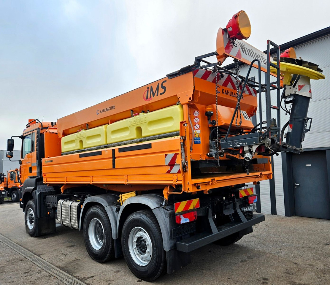 MAN TGA 28.400 6x4-4 Winterdienst - Tippbil: bilde 3 MAN TGA 28.400 6x4-4 Winterdienst - Tippbil: bilde 3
